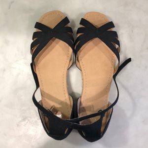 GAP sandals
